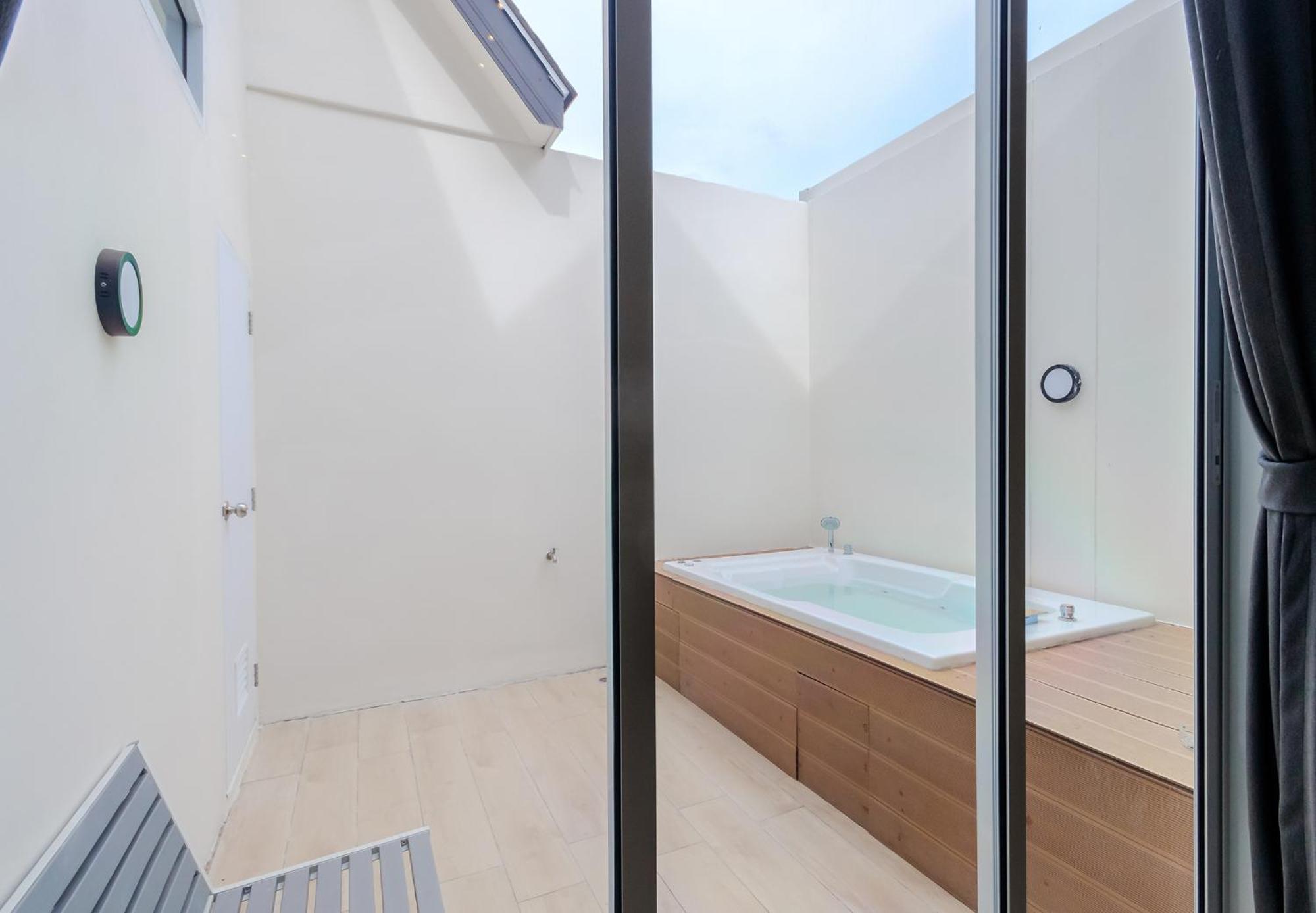 Nidhra นิทรา Apartment *